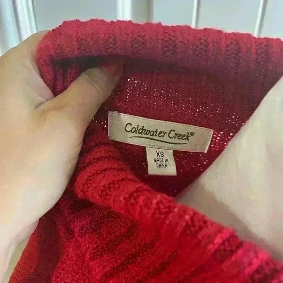 Coldwater Creek red women’s sweater - Picture 5 of 6